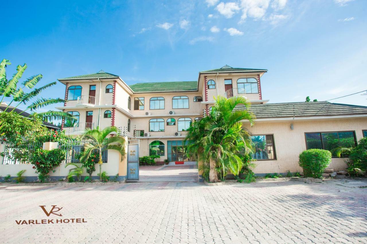 Varlek Hotel Darüsselam Dış mekan fotoğraf