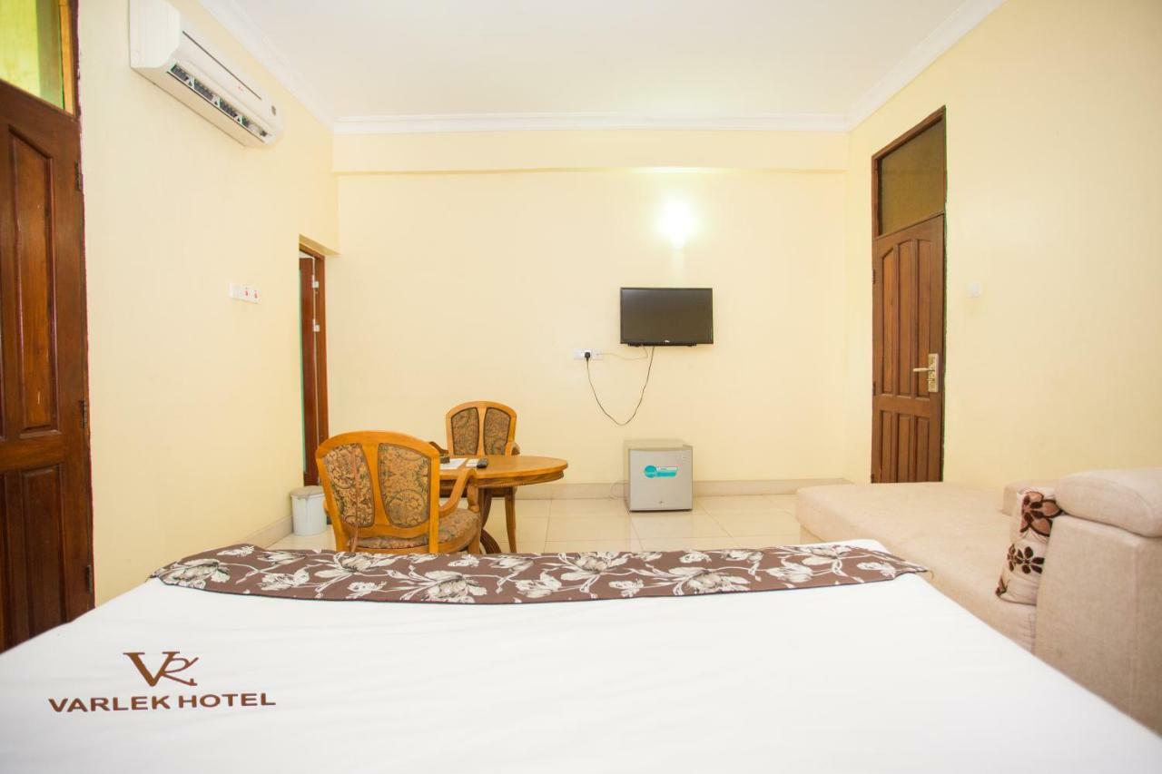 Varlek Hotel Darüsselam Dış mekan fotoğraf