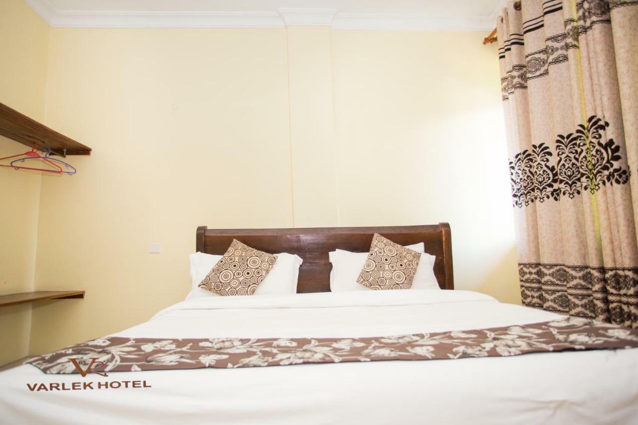 Varlek Hotel Darüsselam Dış mekan fotoğraf