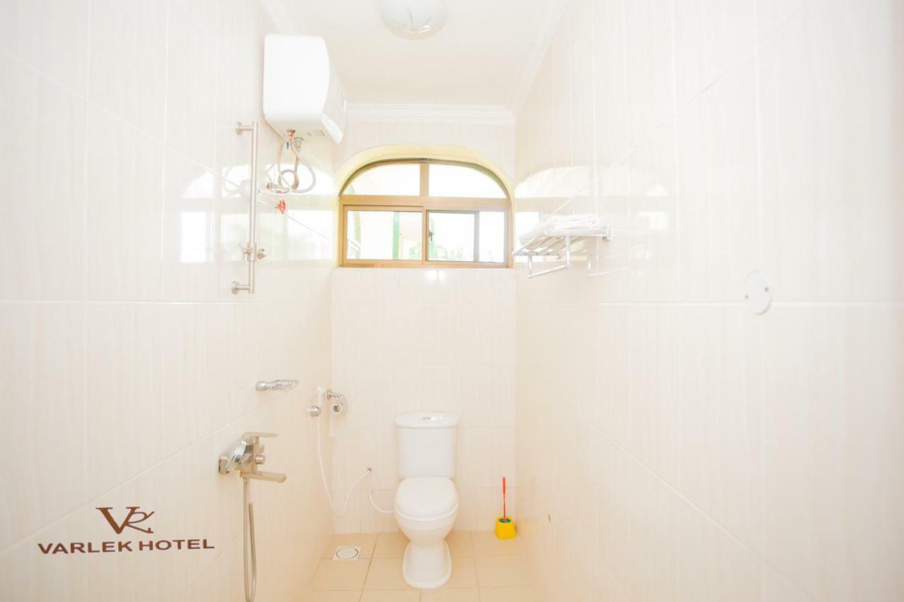 Varlek Hotel Darüsselam Dış mekan fotoğraf