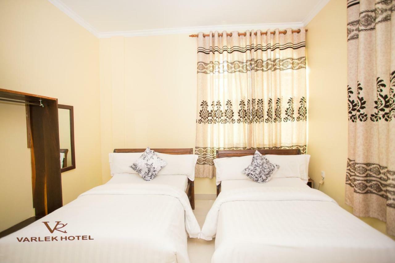 Varlek Hotel Darüsselam Dış mekan fotoğraf